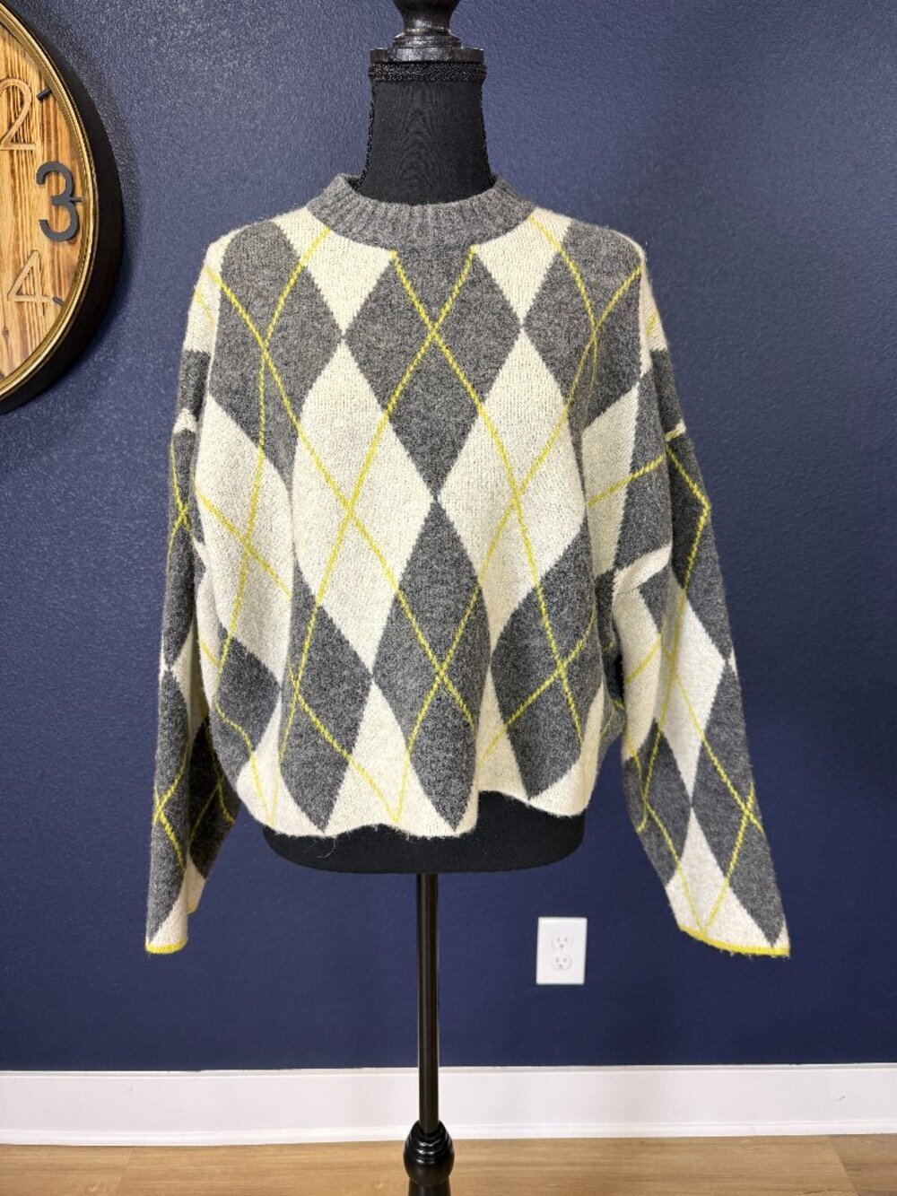 Pringle of Scotland x H&M Gray Yellow Argyle Oversized Pullover Sweater | M